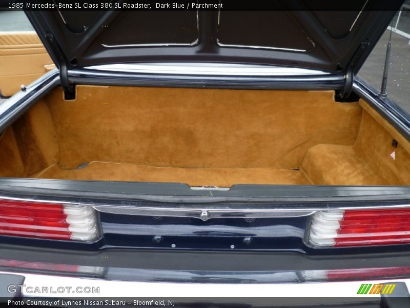 Dark Blue / Parchment 1985 Mercedes-Benz SL Class 380 SL Roadster