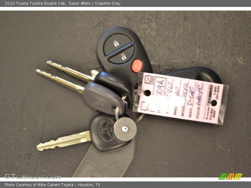 Super White / Graphite Gray 2010 Toyota Tundra Double Cab