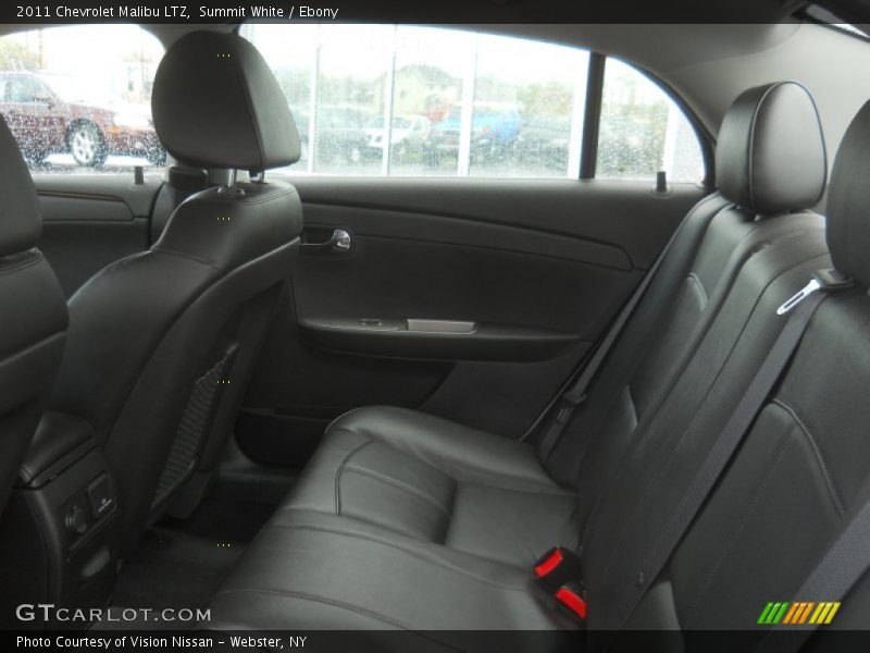 Summit White / Ebony 2011 Chevrolet Malibu LTZ