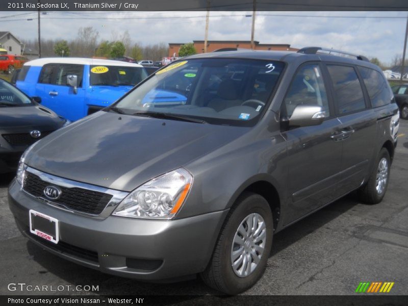 Titanium Silver / Gray 2011 Kia Sedona LX