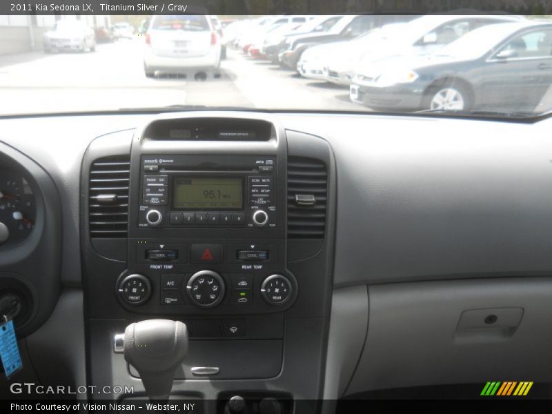 Titanium Silver / Gray 2011 Kia Sedona LX