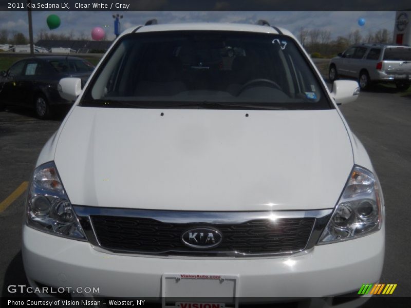 Clear White / Gray 2011 Kia Sedona LX