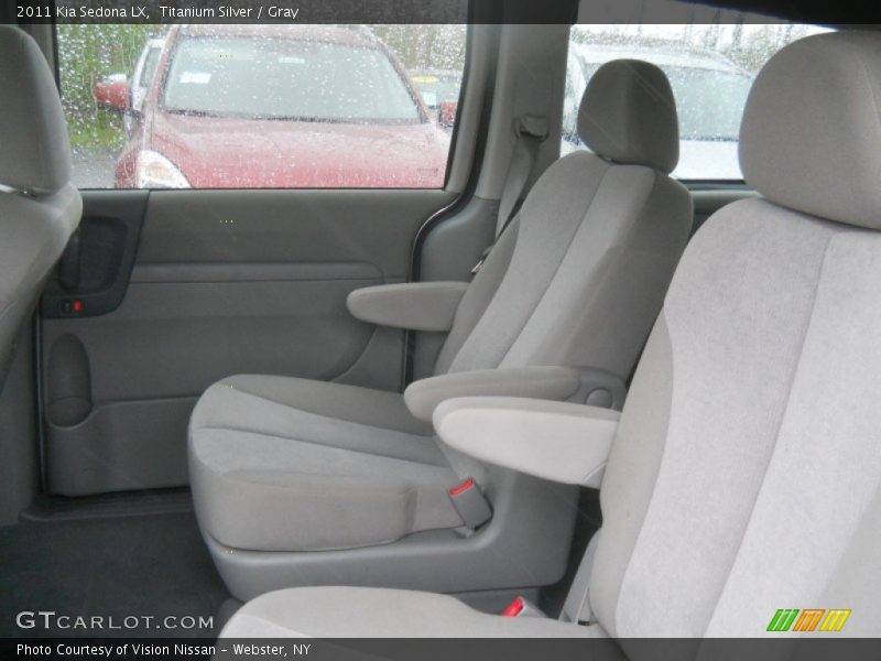 Titanium Silver / Gray 2011 Kia Sedona LX