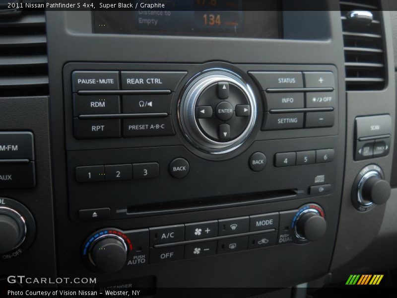 Super Black / Graphite 2011 Nissan Pathfinder S 4x4