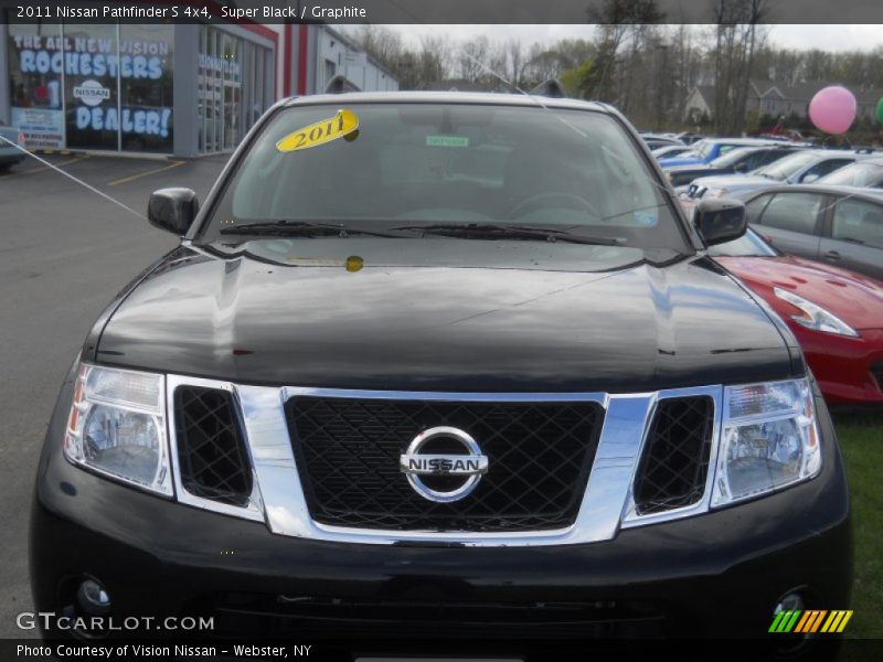 Super Black / Graphite 2011 Nissan Pathfinder S 4x4