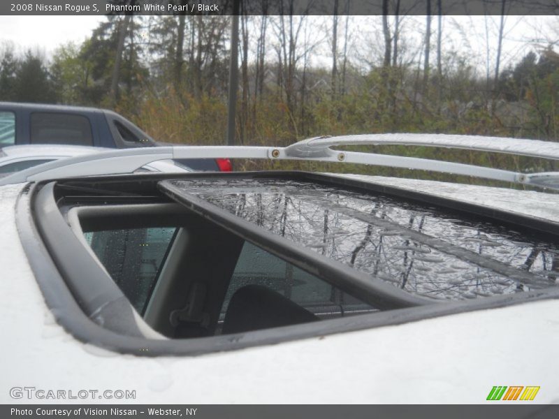 Phantom White Pearl / Black 2008 Nissan Rogue S