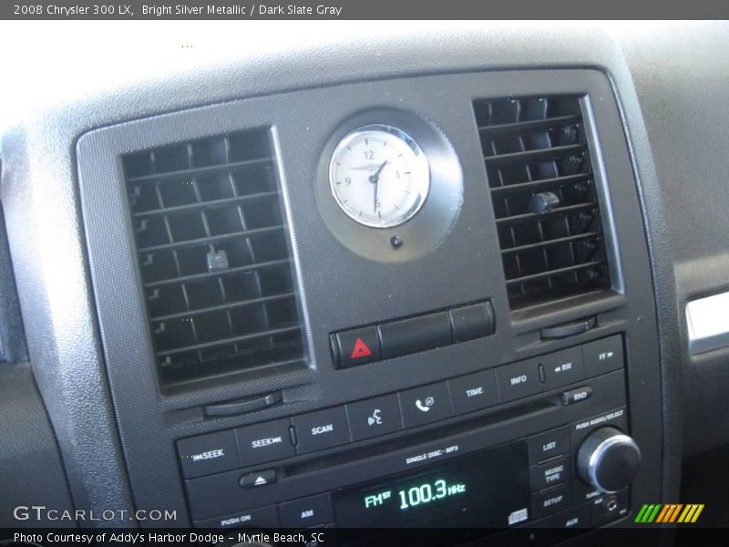 Bright Silver Metallic / Dark Slate Gray 2008 Chrysler 300 LX