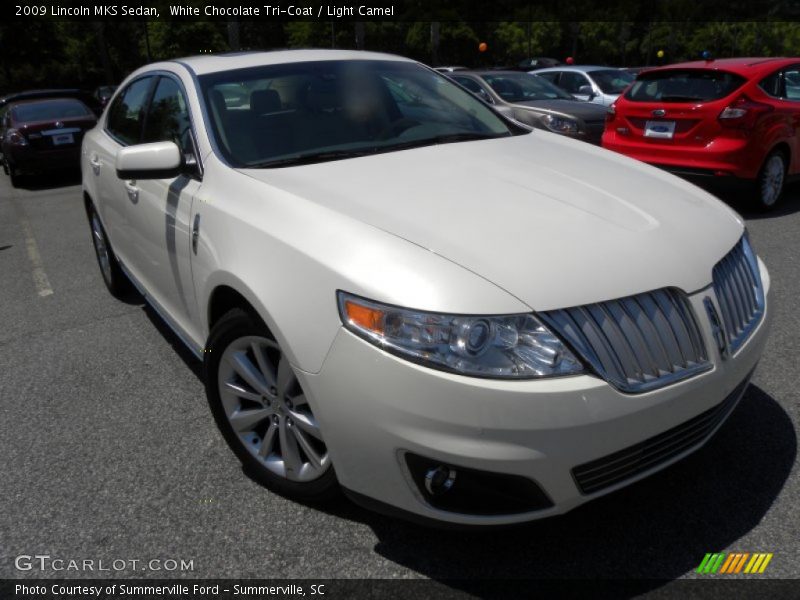 White Chocolate Tri-Coat / Light Camel 2009 Lincoln MKS Sedan