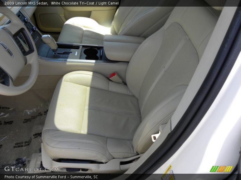 White Chocolate Tri-Coat / Light Camel 2009 Lincoln MKS Sedan