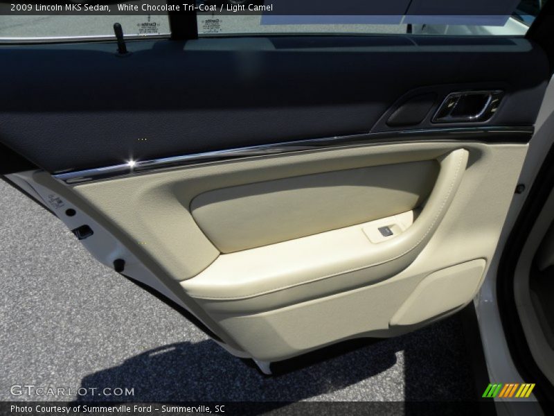 White Chocolate Tri-Coat / Light Camel 2009 Lincoln MKS Sedan
