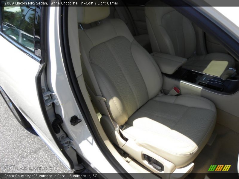 White Chocolate Tri-Coat / Light Camel 2009 Lincoln MKS Sedan