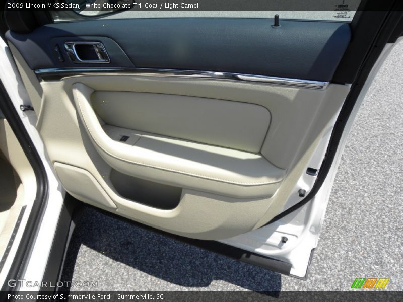 White Chocolate Tri-Coat / Light Camel 2009 Lincoln MKS Sedan