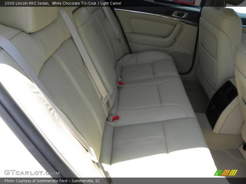 White Chocolate Tri-Coat / Light Camel 2009 Lincoln MKS Sedan