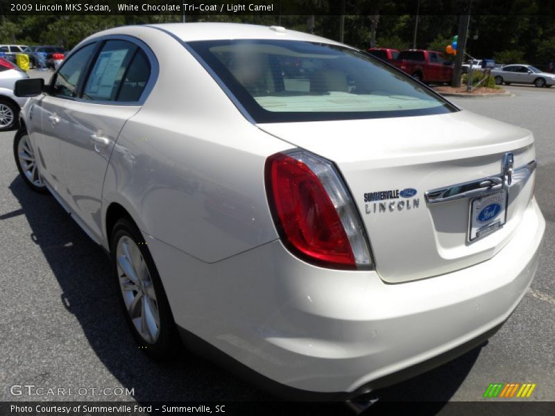 White Chocolate Tri-Coat / Light Camel 2009 Lincoln MKS Sedan