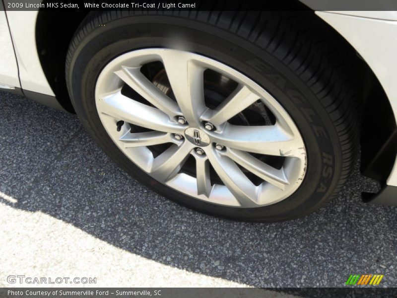 White Chocolate Tri-Coat / Light Camel 2009 Lincoln MKS Sedan