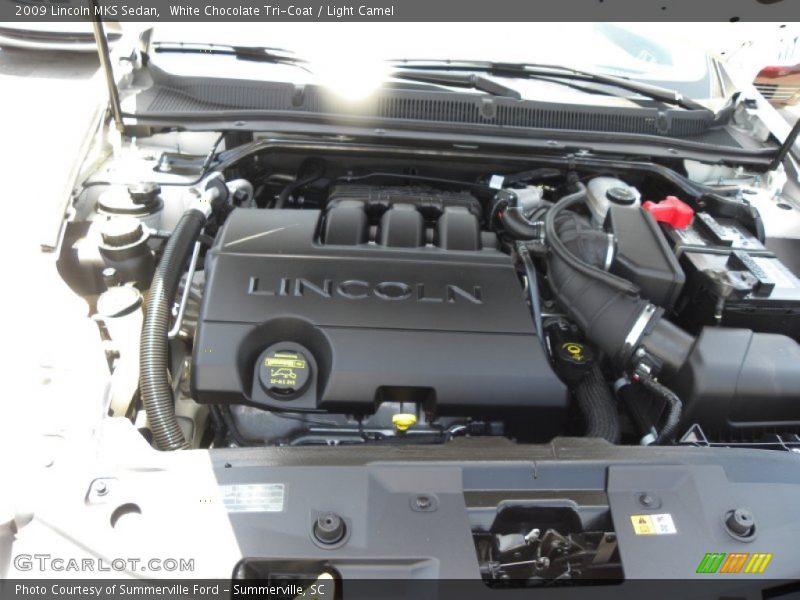 White Chocolate Tri-Coat / Light Camel 2009 Lincoln MKS Sedan