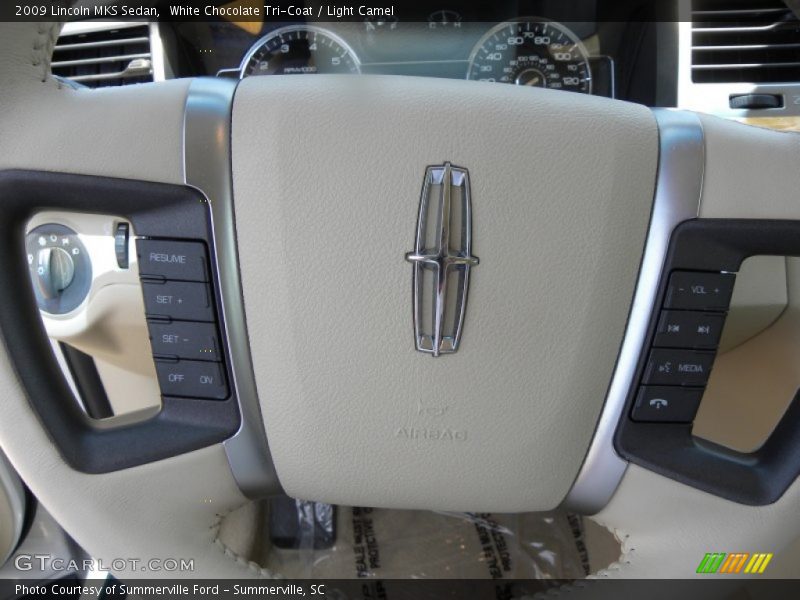 White Chocolate Tri-Coat / Light Camel 2009 Lincoln MKS Sedan