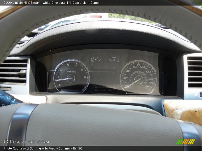 White Chocolate Tri-Coat / Light Camel 2009 Lincoln MKS Sedan