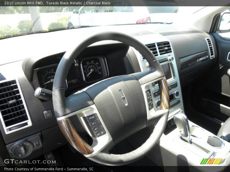 Tuxedo Black Metallic / Charcoal Black 2010 Lincoln MKX FWD