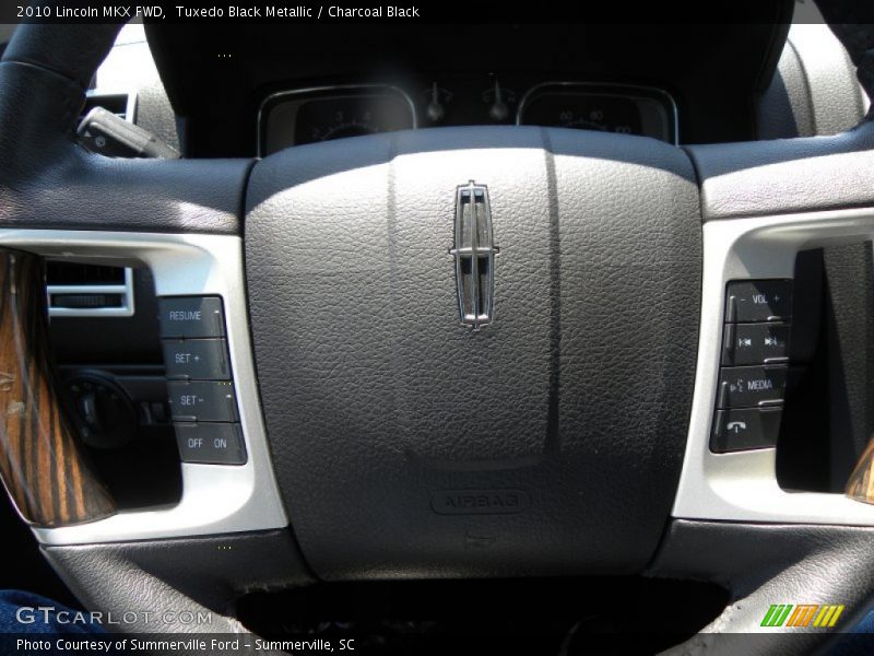 Tuxedo Black Metallic / Charcoal Black 2010 Lincoln MKX FWD