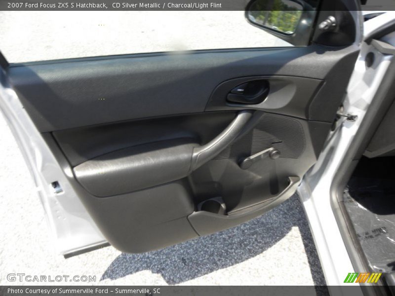 CD Silver Metallic / Charcoal/Light Flint 2007 Ford Focus ZX5 S Hatchback