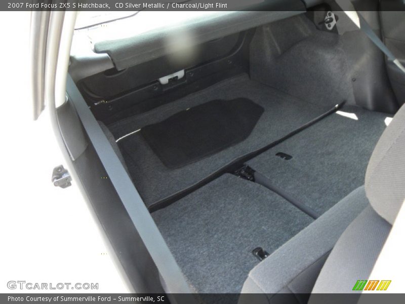 CD Silver Metallic / Charcoal/Light Flint 2007 Ford Focus ZX5 S Hatchback