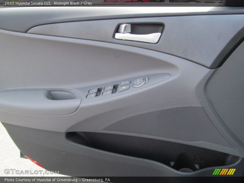Midnight Black / Gray 2013 Hyundai Sonata GLS