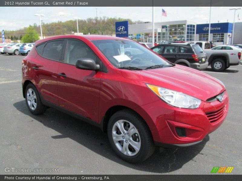 Garnet Red / Taupe 2012 Hyundai Tucson GL