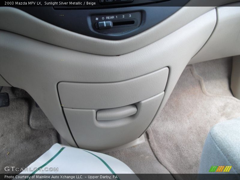 Sunlight Silver Metallic / Beige 2003 Mazda MPV LX