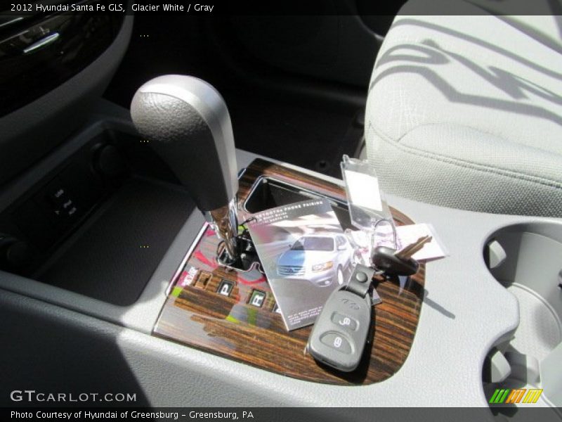 Glacier White / Gray 2012 Hyundai Santa Fe GLS
