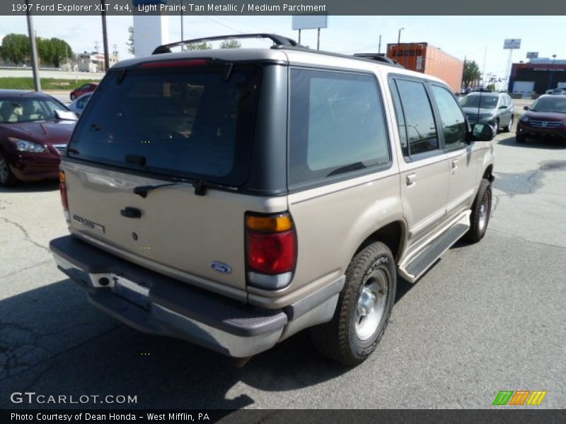 Light Prairie Tan Metallic / Medium Parchment 1997 Ford Explorer XLT 4x4