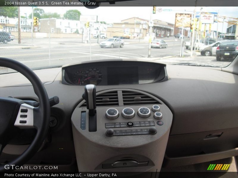 Green Tea Metallic / Gray 2004 Nissan Quest 3.5 S
