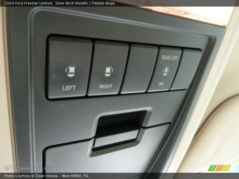 Silver Birch Metallic / Pebble Beige 2004 Ford Freestar Limited