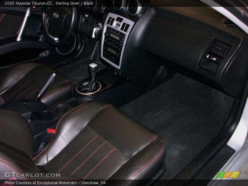 Sterling Silver / Black 2005 Hyundai Tiburon GT