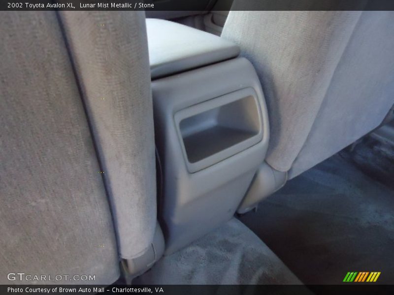 Lunar Mist Metallic / Stone 2002 Toyota Avalon XL