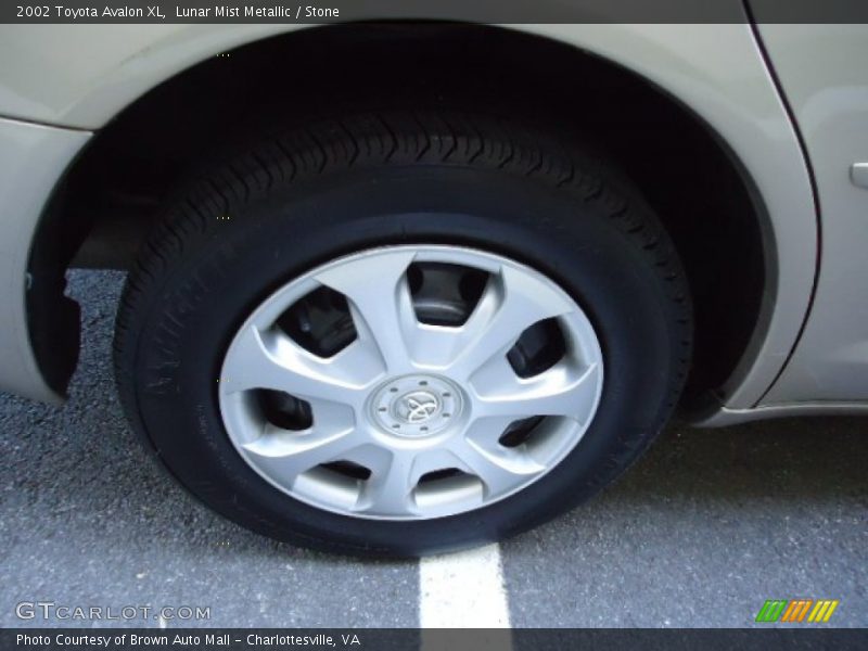 Lunar Mist Metallic / Stone 2002 Toyota Avalon XL