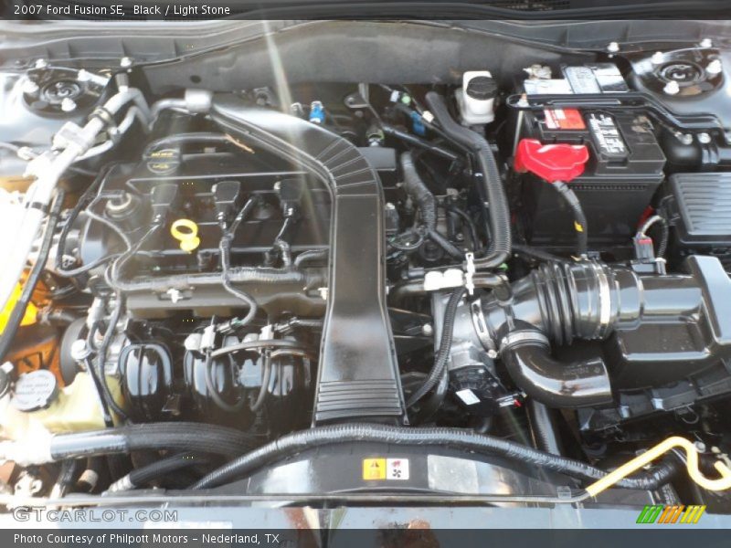 Black / Light Stone 2007 Ford Fusion SE