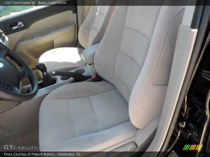 Black / Light Stone 2007 Ford Fusion SE