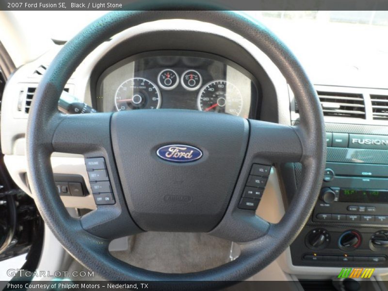 Black / Light Stone 2007 Ford Fusion SE