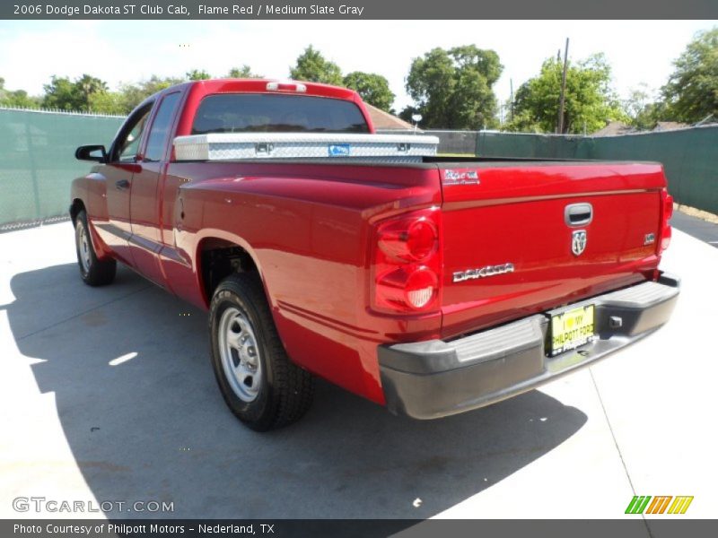 Flame Red / Medium Slate Gray 2006 Dodge Dakota ST Club Cab
