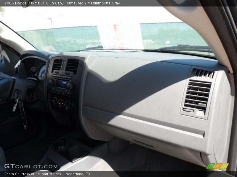 Flame Red / Medium Slate Gray 2006 Dodge Dakota ST Club Cab