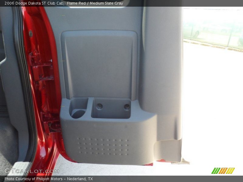 Flame Red / Medium Slate Gray 2006 Dodge Dakota ST Club Cab