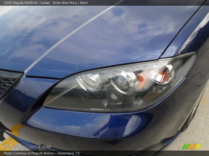Strato Blue Mica / Black 2006 Mazda MAZDA3 i Sedan