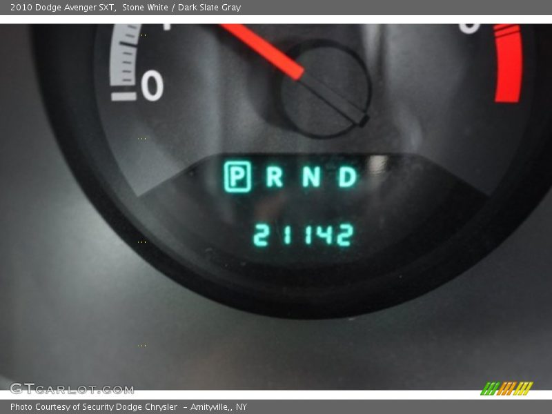 Stone White / Dark Slate Gray 2010 Dodge Avenger SXT