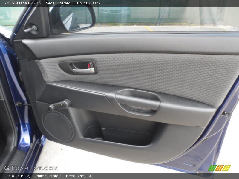 Strato Blue Mica / Black 2006 Mazda MAZDA3 i Sedan