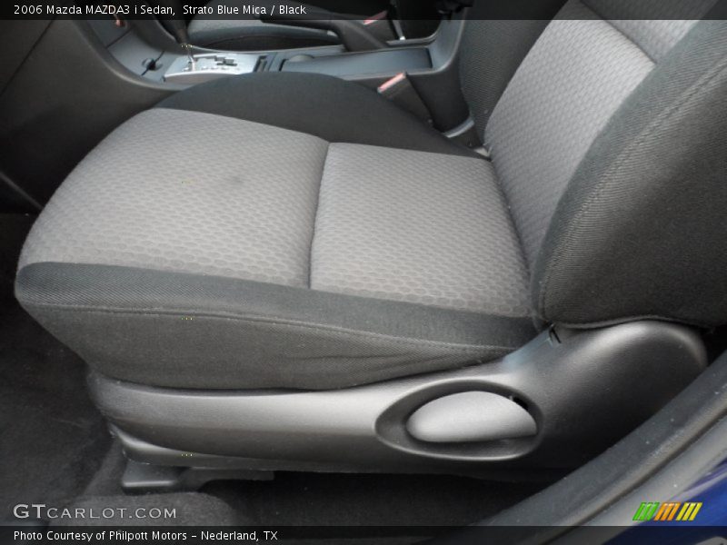 Strato Blue Mica / Black 2006 Mazda MAZDA3 i Sedan