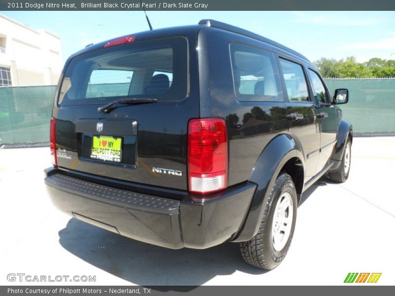 Brilliant Black Crystal Pearl / Dark Slate Gray 2011 Dodge Nitro Heat