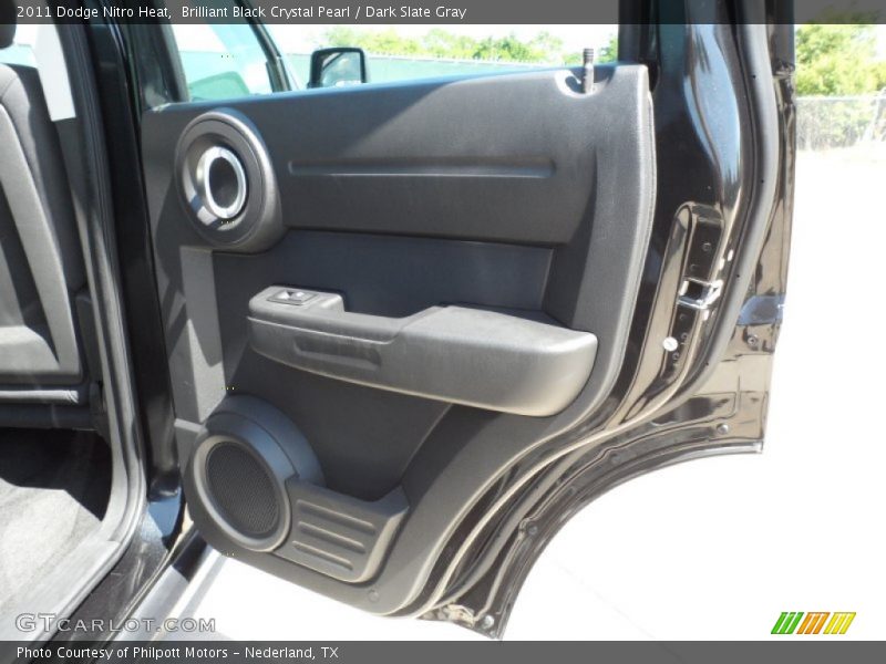 Brilliant Black Crystal Pearl / Dark Slate Gray 2011 Dodge Nitro Heat
