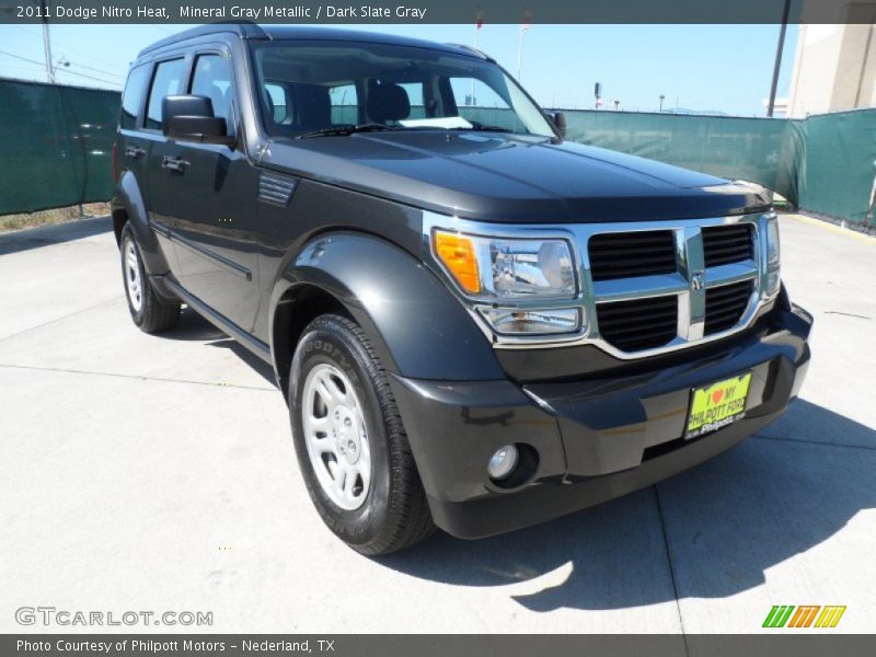 Mineral Gray Metallic / Dark Slate Gray 2011 Dodge Nitro Heat