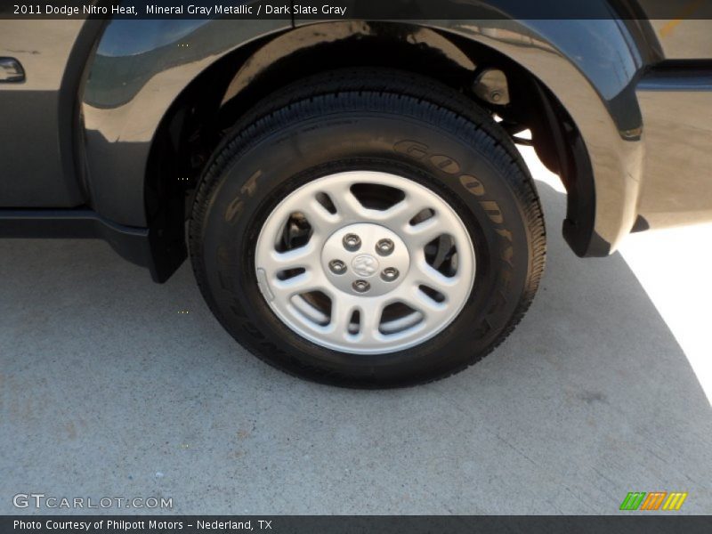 Mineral Gray Metallic / Dark Slate Gray 2011 Dodge Nitro Heat